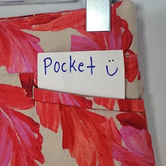 Chico's BRIGITTE SO SLIMMING FEATHER SKORT Sze 1 Medium 8 Red Pink Skirt - Picture 3 of 10